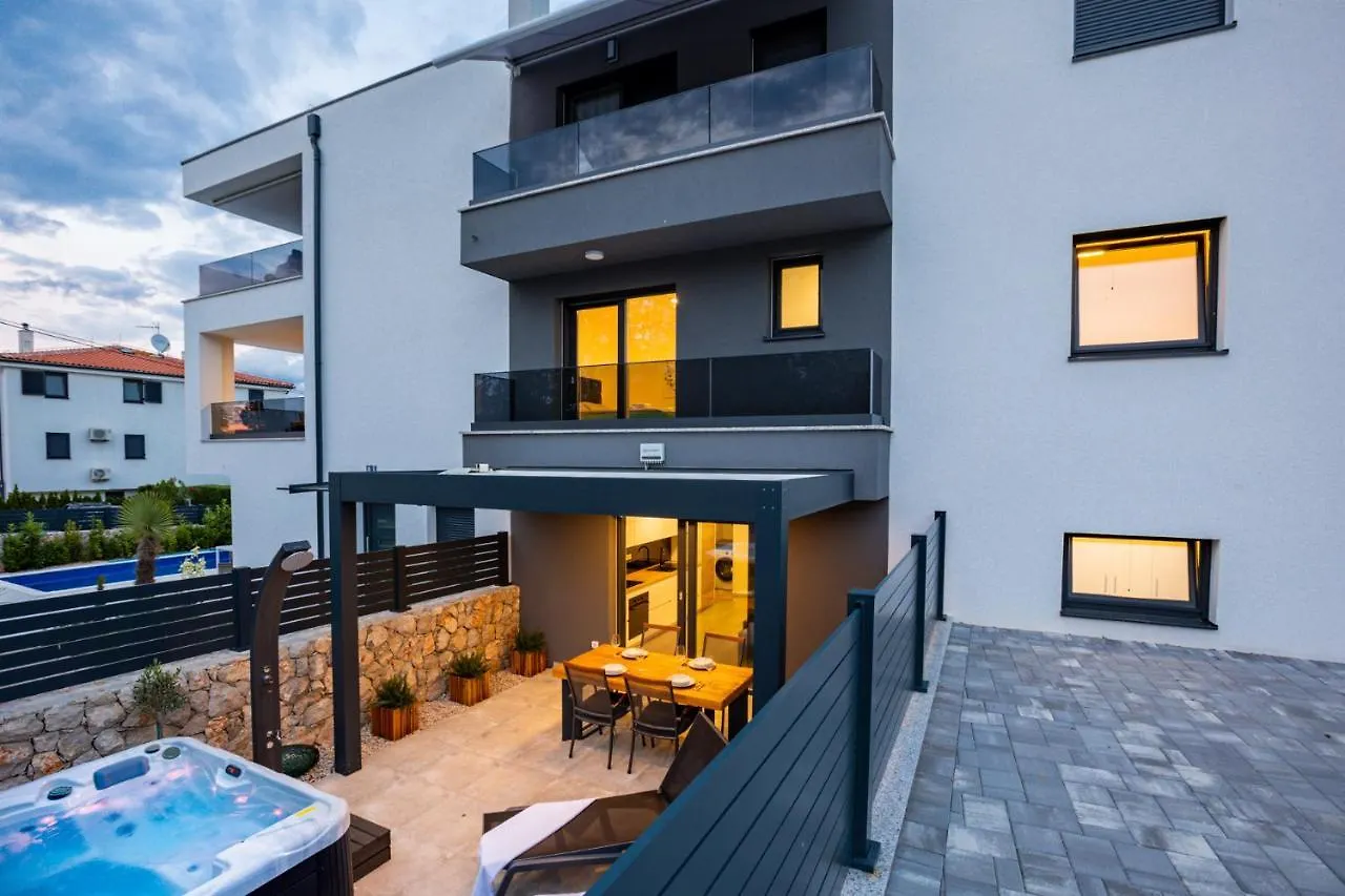 Superior Apartments Malinska